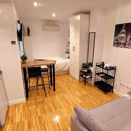 Acogedor Estudio En Delicias By Bebalmy Madri Exterior foto
